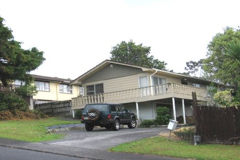 Photo of property in 22 Longreach Drive, Sunnyvale, Auckland, 0612