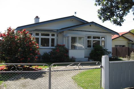 Photo of property in 37 Saint Ronans Avenue, Waterloo, Lower Hutt, 5011