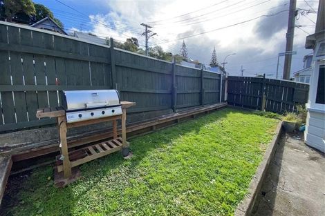 Photo of property in 37 Colombo Street, Newtown, Wellington, 6021