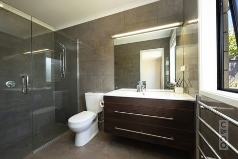 Photo of property in 10 Pohutukawa Parade, Riverhead, 0820