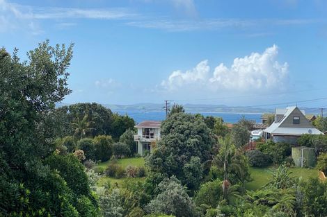 Photo of property in 37 Totara Road, Leigh, 0985