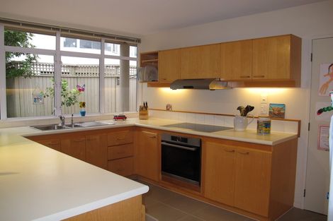 Photo of property in 1/15 Wilding Avenue, Northcote Point, Auckland, 0627