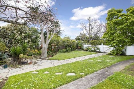 Photo of property in 50 Edenvale Crescent, Mount Eden, Auckland, 1024