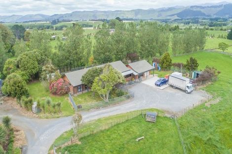 Photo of property in 30 Kukutauaki Road, Koputaroa, Levin, 5575