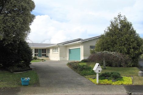 Photo of property in 28 Hanover Place, Pahurehure, Papakura, 2113