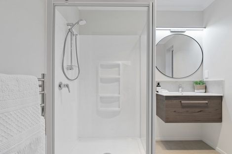 Photo of property in 16 Te Wharo Drive, Papamoa, 3118