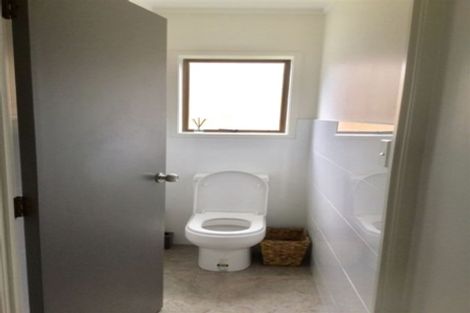 Photo of property in 1/112 Titirangi Road, New Lynn, Auckland, 0600