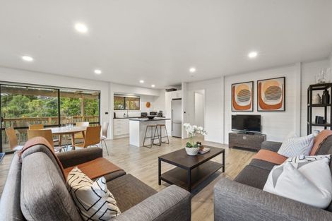 Photo of property in 34 Ocean Road, Surfdale, Waiheke Island, 1081