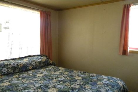 Photo of property in 50 Moorhouse Street, Ross, 7812