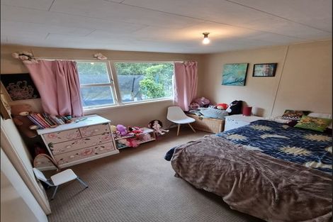 Photo of property in 18 Dunraven Place, Torbay, Auckland, 0630
