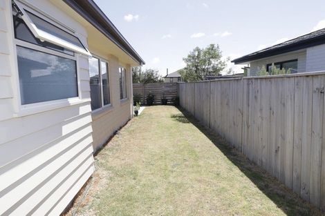 Photo of property in 8 Oxnam Place, Foxton Beach, Foxton, 4815