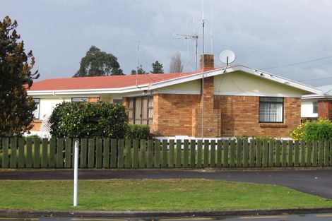 Photo of property in 60 Lewis Street, Glenview, Hamilton, 3206