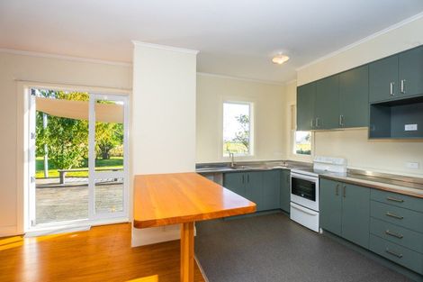 Photo of property in 3 Nicks Head Station Road, Muriwai, Gisborne, 4072