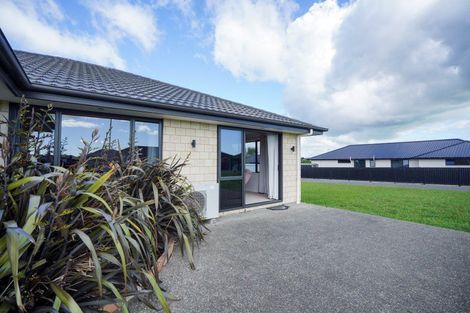 Photo of property in 28 Majestic Chance, Seaward Bush, Invercargill, 9812