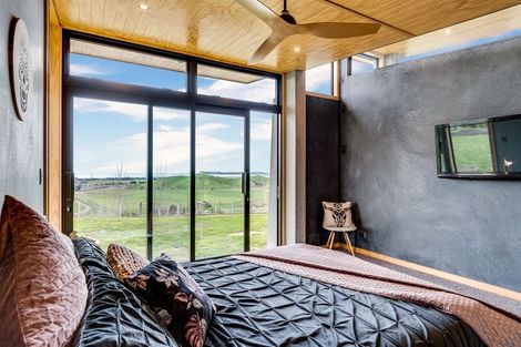 Photo of property in 55 Avery Road, Eskdale, Napier, 4182