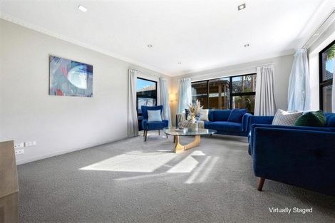 Photo of property in 22 Travis View Drive, Fairview Heights, Auckland, 0632