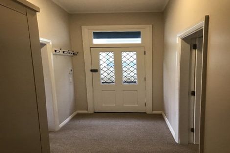 Photo of property in 196 Rintoul Street, Berhampore, Wellington, 6023