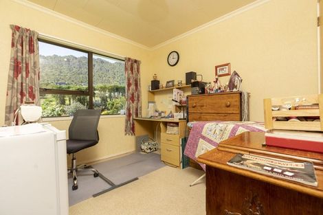 Photo of property in 2033 Whangarei Heads Road, Whangarei Heads, Whangarei, 0174