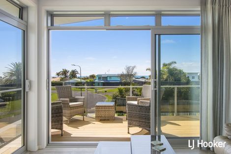 Photo of property in 17 Athenree Heights, Athenree, Waihi Beach, 3177