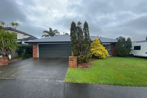 Photo of property in 236 Kilkenny Drive, East Tamaki Heights, Auckland, 2016