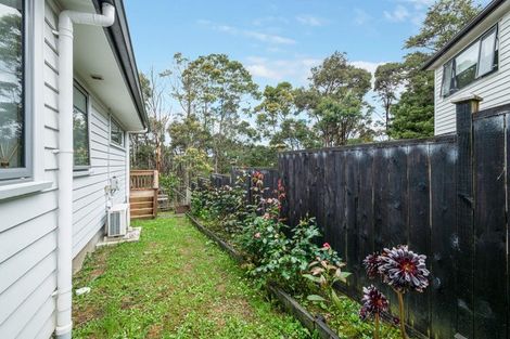 Photo of property in 120 San Valentino Drive, Henderson, Auckland, 0612