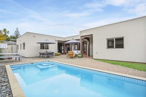 Photo of property in 10 Palm Grove Drive, Western Heights, Hamilton, 3200