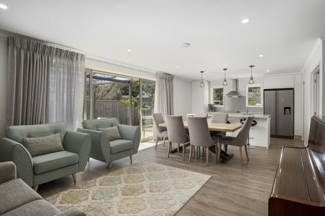 Photo of property in 93a Karamea Street, Whalers Gate, New Plymouth, 4310