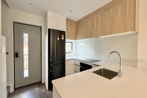 Photo of property in 2/25 Jabuka Street, Glen Eden, Auckland, 0602