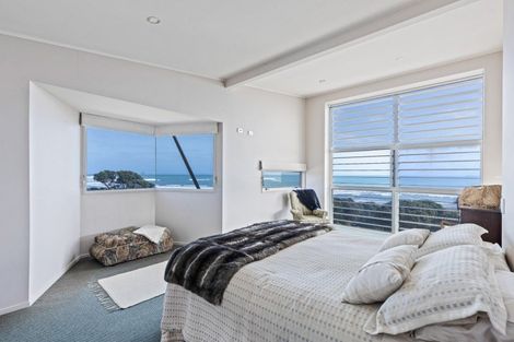 Photo of property in Fitzroy Beach Holiday Park, 1a Beach Street, Fitzroy, New Plymouth, 4312