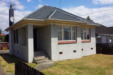 Photo of property in 1/15 Ballance Avenue, Papatoetoe, Auckland, 2104