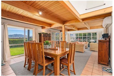 Photo of property in 17 Cotter Avenue, Arrowtown, 9302