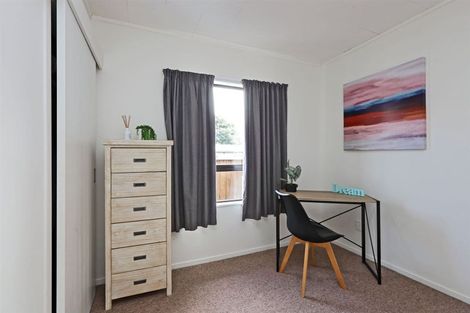 Photo of property in 15 Gillies Crescent, Waimarama, Havelock North, 4294