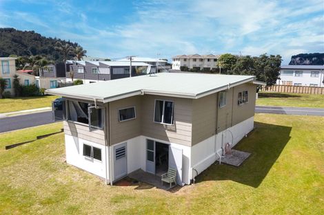 Photo of property in 203 Winifred Avenue, Whangamata, 3620