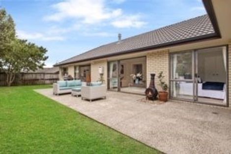 Photo of property in 3 Gordal Place, Flat Bush, Auckland, 2016