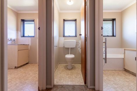 Photo of property in 27 Ranfurly Street, Dannevirke, 4930