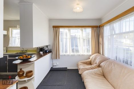 Photo of property in 18 Churchill Avenue, Feilding, 4702