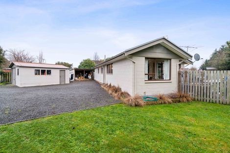 Photo of property in 16 Torlesse Crescent, Darfield, 7510