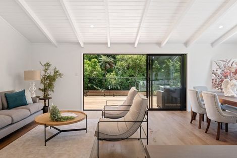 Photo of property in 11 Marina Grove, Frankleigh Park, New Plymouth, 4310