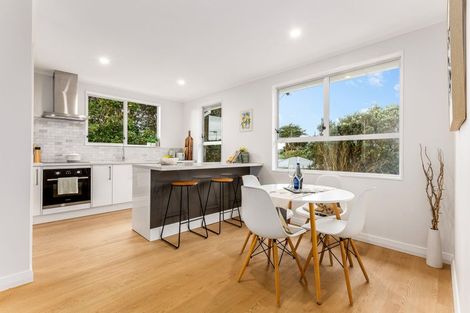 Photo of property in 4 Taupiri Crescent, Titahi Bay, Porirua, 5022