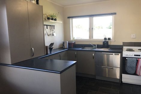 Photo of property in 19 Lipscombe Crescent, Havelock North, 4130