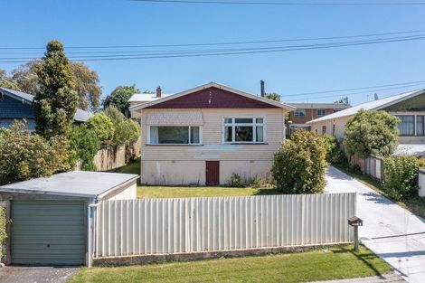 Photo of property in 12 Severn Street, Green Island, Dunedin, 9018