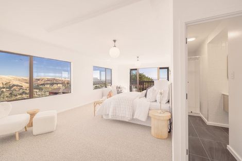 Photo of property in 240 Major Hornbrook Road, Mount Pleasant, Christchurch, 8081