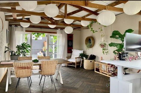 Photo of property in 9 Blue Way, Glendene, Auckland, 0602