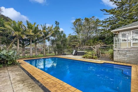 Photo of property in 27 Pa Road, Kerikeri, 0230