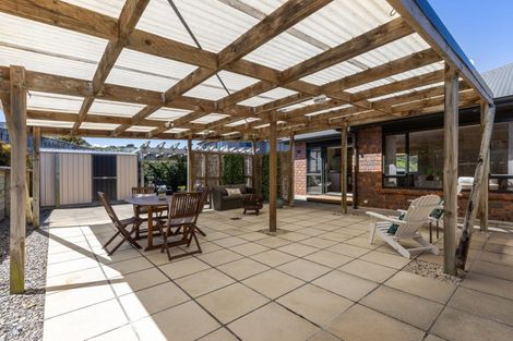 Photo of property in 6 Aotea Drive, Aotea, Porirua, 5024