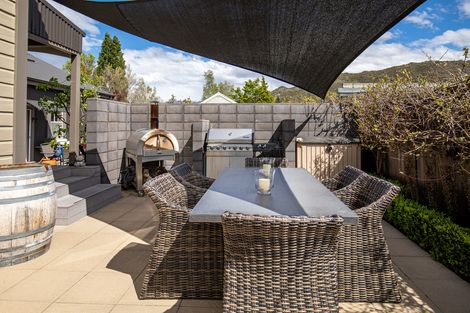 Photo of property in 15 Blyth Street, Clyde, 9330