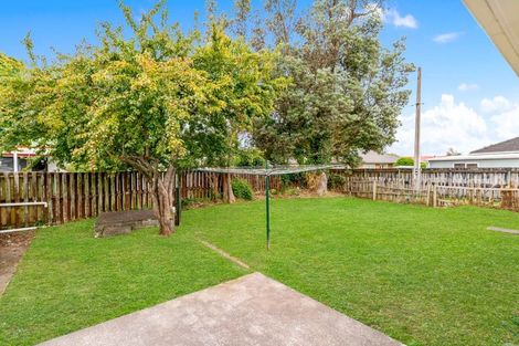 Photo of property in 66a Sutton Crescent, Papakura, 2110