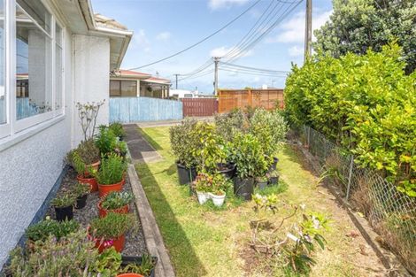 Photo of property in 27 Murch Place, Tawhero, Whanganui, 4500