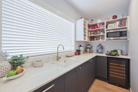 Photo of property in 18 Ellmers Street, Woodend, 7691