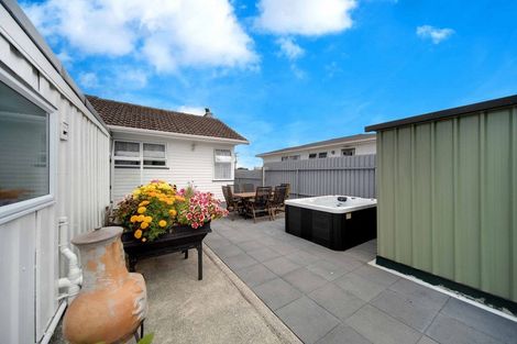 Photo of property in 57 Cargill Street, Papakura, 2110
